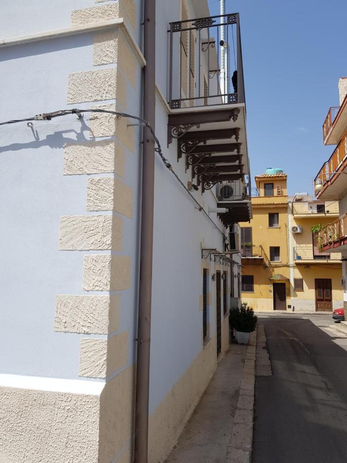 House Orlando Hotel Sferracavallo Buitenkant foto